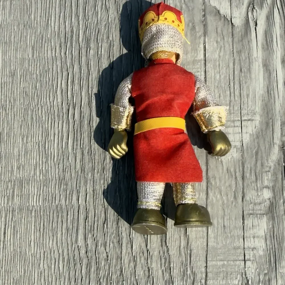 Odyssey Toys Vintage Dolls King Richard I No Shield